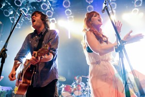Colin Louis Dieden (left) and Katie Jayne Earl (right) of The Mowgli's. (Photo: Stephen McGill/Aesthetic Magazine Toronto)