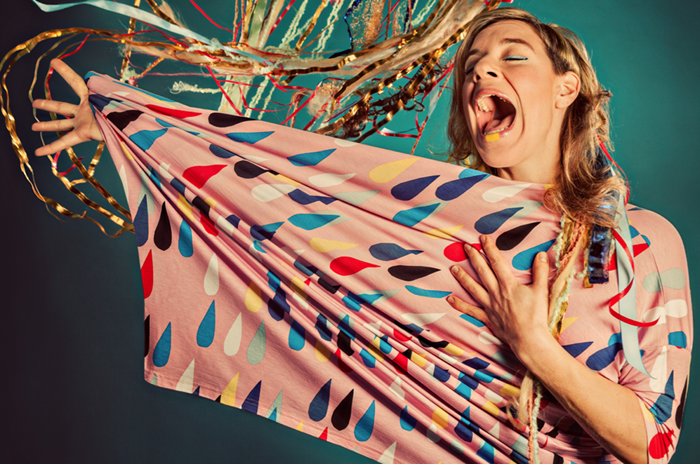 tUnE-yArDs.