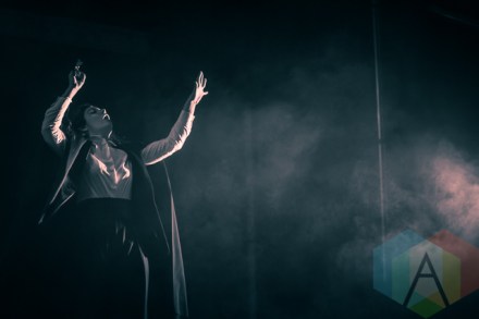 Lorde at Ottawa Folk Festival 2014 on September 11th, 2014. (Photo: Scott Penner/Aesthetic Magazine Toronto)