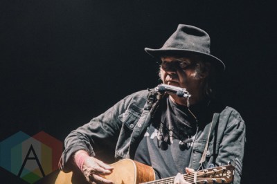 Neil Young performing at Wayhome Festival on July 24, 2015. (Photo: Rick Clifford/Aesthetic Magazine)