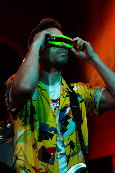 Family Force 5 performing at the House of Blues Houston on October 22, 2015. (Photo: Madelynn Vickers/Aesthetic Magazine)