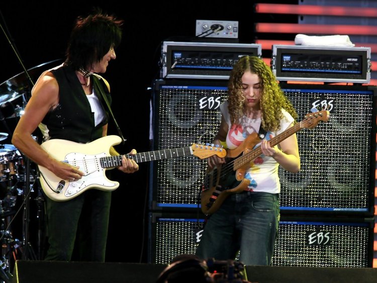 Tal Wilkenfeld performing with Jeff Beck. 