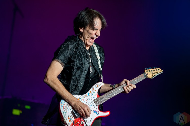 Steve Vai performs at Centre in the Square in Kitchener on October 30, 2016. (Photo: Orest Dorosh/Aesthetic Magazine)