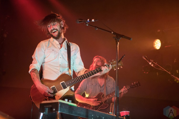 Ben Bridwell of Band of Horses performs at Rebel Nightclub in Toronto on November 3, 2016. (Photo: Katrina Lat/Aesthetic Magazine)