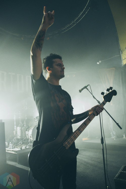 Beartooth performs at the Mr. Smalls Funhouse in Pittsburgh on November 5, 2016. (Photo: Aaron Eck/Aesthetic Magazine)