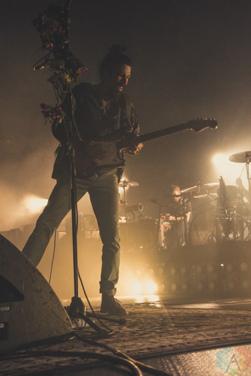 Brand New performs at the Bryce Jordan Center in University Park, PA on November 12, 2016. (Photo: Aaron Eck/Aesthetic Magazine)