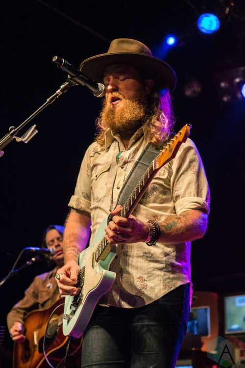 Brothers Osborne perform at the Phoenix Concert Theatre in Toronto on November 9, 2016.(Photo: Mike Fowler/Aesthetic Magazine)