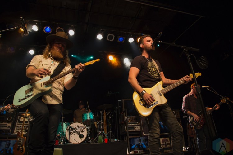 Brothers Osborne perform at the Phoenix Concert Theatre in Toronto on November 9, 2016.(Photo: Mike Fowler/Aesthetic Magazine)