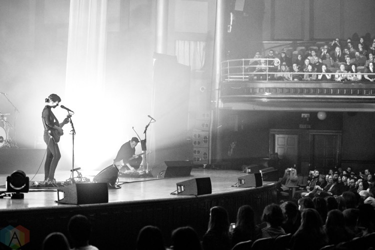 Daughter performs at Massey Hall in Toronto on November 16, 2016. (Photo: Brendan Albert/Aesthetic Magazine)