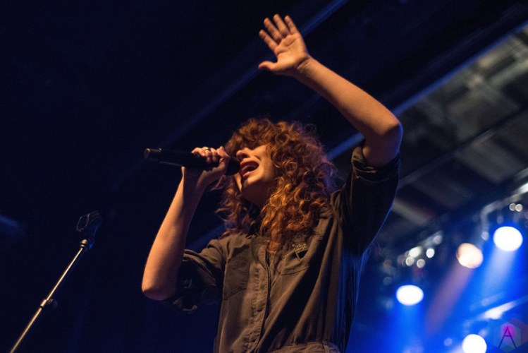 Grace Mitchell performs at the Phoenix Concert Theatre in Toronto on November 29, 2016. (Photo: Morgan Hotston/Aesthetic Magazine)