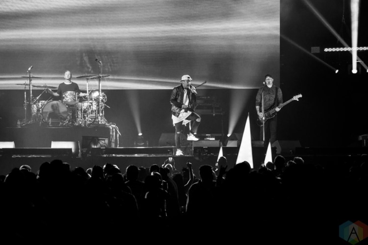 Hedley performs at iHeartRadio Jingle Ball North at the Air Canada Centre in Toronto on November 25, 2016. (Photo: Brandon Newfield/Aesthetic Magazine)