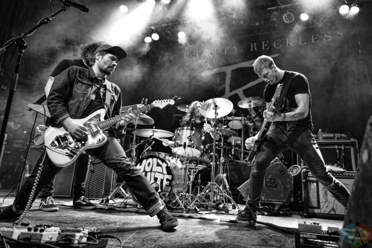 Holy White Hounds perform at the Phoenix Concert Theatre in Toronto on November 13, 2016. (Photo: Sue Sadzak/Aesthetic Magazine)