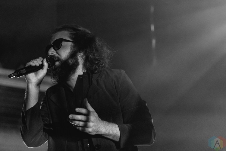 Jim James performs at Terminal 5 in New York City on November 20, 2016. (Photo: Tom Vogel/Aesthetic Magazine)