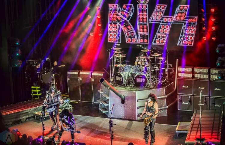 KISS performs aboard the The Norwegian Pearl during the 2016 Kiss Kruise. (Photo: Andrew Hartl/Aesthetic Magazine)