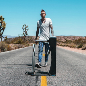 machine-gun-kelly-2016