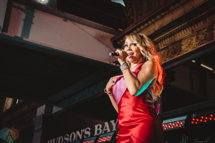 Mariah Carey performs at Hudson’s Bay / Saks Fifth Avenue in Toronto on November 3, 2016. (Photo: Anthony D'Elia/Aesthetic Magazine)
