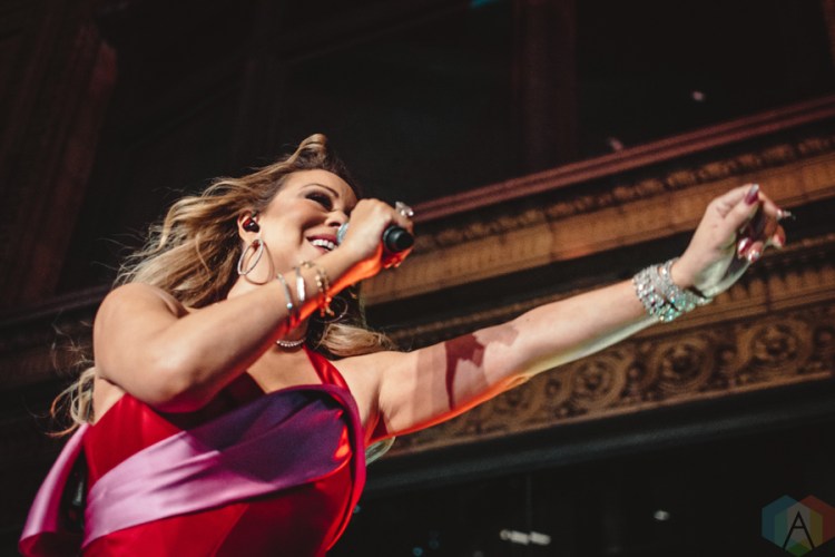 Mariah Carey performs at Hudson’s Bay / Saks Fifth Avenue in Toronto on November 3, 2016. (Photo: Anthony D'Elia/Aesthetic Magazine)