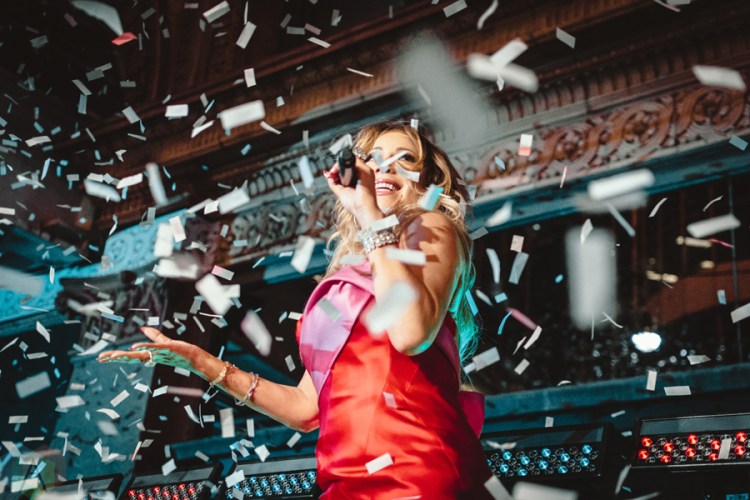 Mariah Carey performs at Hudson’s Bay / Saks Fifth Avenue in Toronto on November 3, 2016. (Photo: Anthony D'Elia/Aesthetic Magazine)