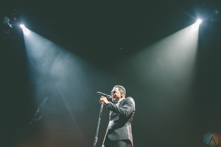 Maxwell performs at the Air Canada Centre in Toronto on November 14, 2016. (Photo: Rick Clifford/Aesthetic Magazine)
