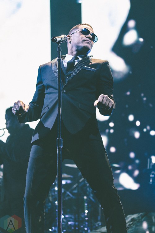 Maxwell performs at the Air Canada Centre in Toronto on November 14, 2016. (Photo: Rick Clifford/Aesthetic Magazine)