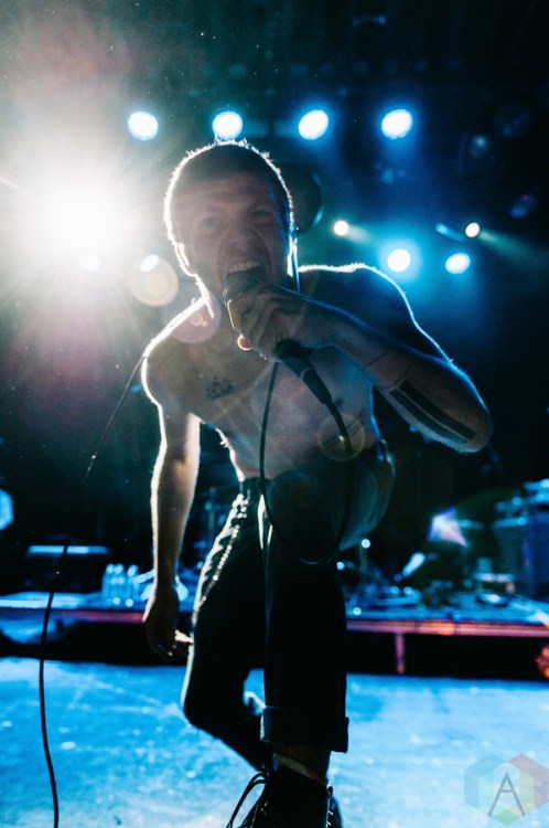 PEARS performs at The Commodore Ballroom in Vancouver on November 4, 2016. (Photo: Timothy Nguyen/Aesthetic Magazine)