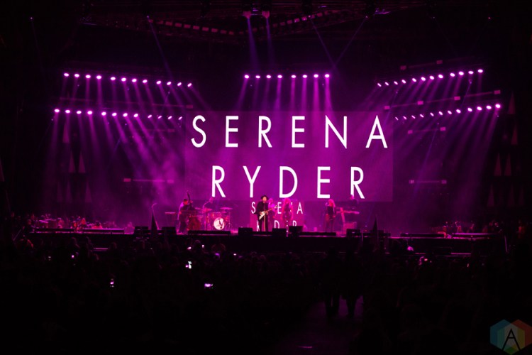 Serena Ryder performs at iHeartRadio Jingle Ball North at the Air Canada Centre in Toronto on November 25, 2016. (Photo: Brandon Newfield/Aesthetic Magazine)