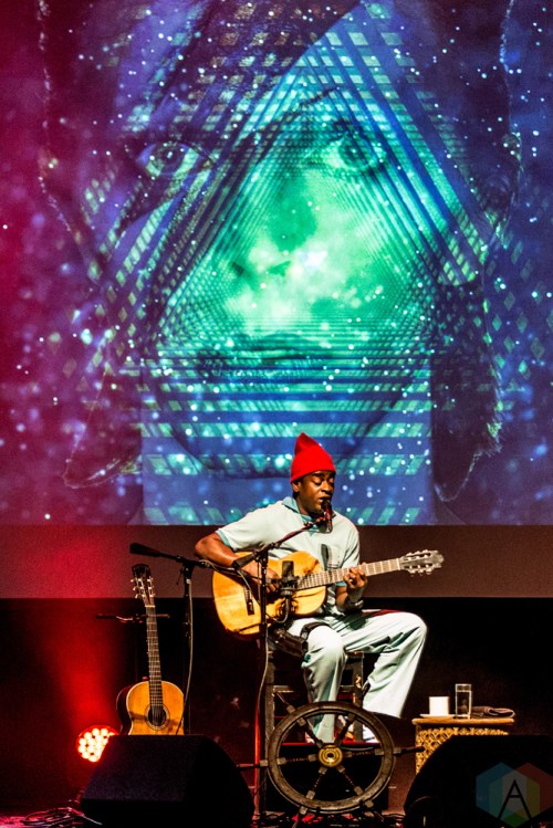 Seu Jorge performs at Thalia Hall in Chicago on November 17, 2016. (Photo: Brigid Gallagher/Aesthetic Magazine)