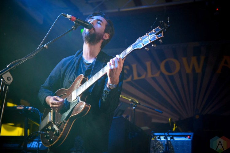 Slow Club performs at the Yellow Arch Studio in Sheffield, UK on November 3, 2016. (Photo: Gunnar Mallon/Aesthetic Magazine)