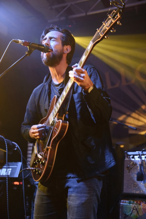 Slow Club performs at the Yellow Arch Studio in Sheffield, UK on November 3, 2016. (Photo: Gunnar Mallon/Aesthetic Magazine)