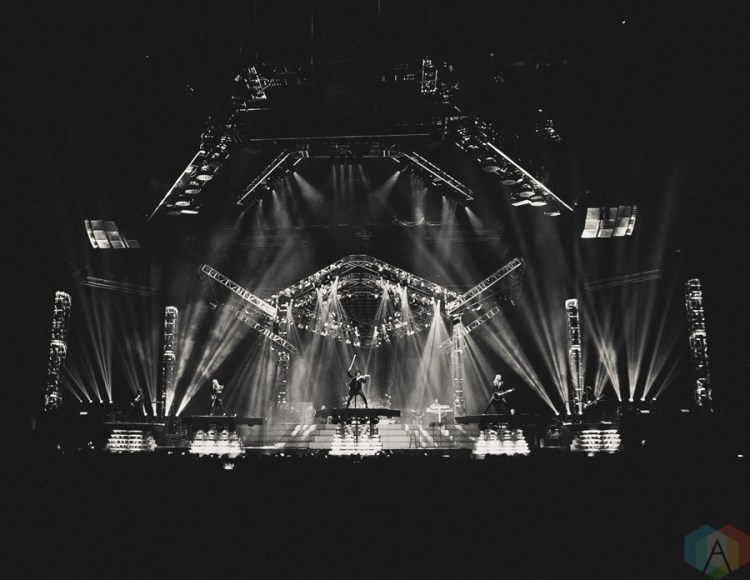 Trans-Siberian Orchestra performs at the Air Canada Centre in Toronto on November 23, 2016. (Photo: David Scala/Aesthetic Magazine)