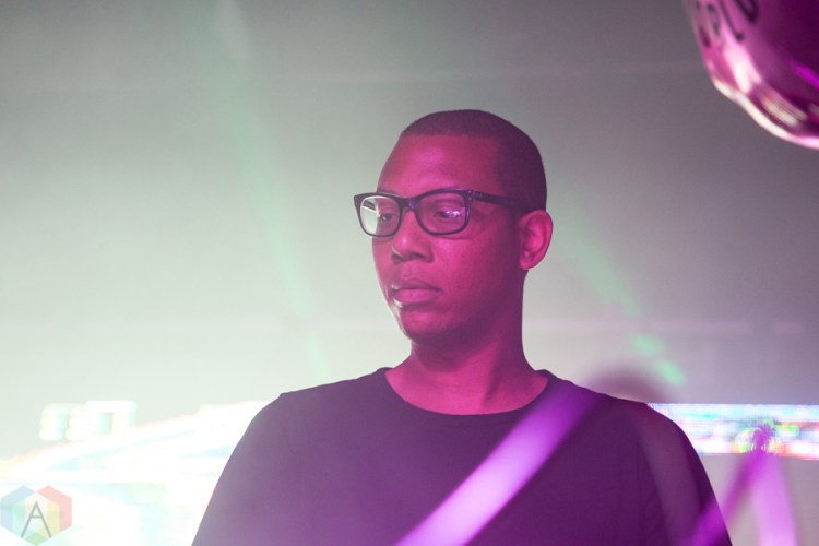 Vindata performs at The Hoxton in Toronto on November 5, 2016. (Photo: Brendan Albert/Aesthetic Magazine)