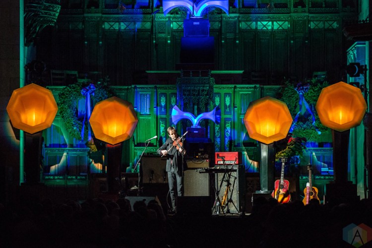Andrew Bird performs at the Fourth Presbyterian Church in Chicago on December 14, 2016. (Photo: Brigid Gallagher/Aesthetic Magazine)