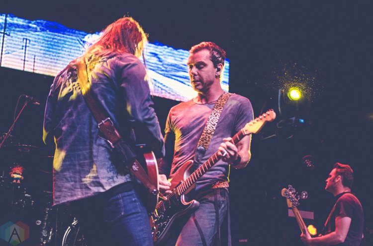 Bush performs at the Wellmont Theater in Montclair, New Jersey on December 29, 2016. (Photo: Saidy Lopez/Aesthetic Magazine)