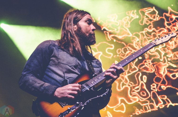 Bush performs at the Wellmont Theater in Montclair, New Jersey on December 29, 2016. (Photo: Saidy Lopez/Aesthetic Magazine)