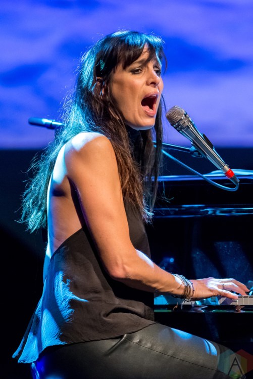 Chantal Kreviazuk performs at the Danforth Music Hall in Toronto on December 1, 2016. (Photo: Orest Dorosh/Aesthetic Magazine)