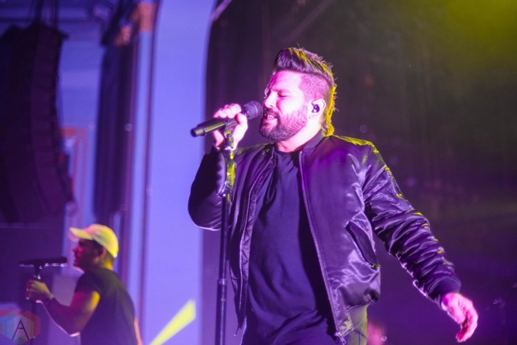 Dan + Shay performs at the Danforth Music Hall in Toronto on December 11, 2016. (Photo: Chloe Thomson/Aesthetic Magazine)