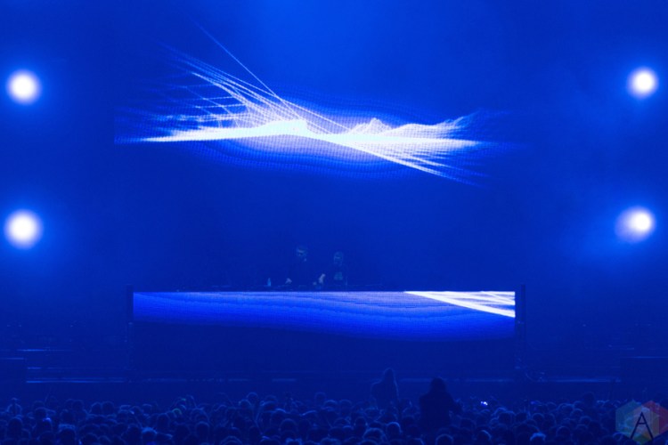 Disclosure performs at the Contact Winter Music Festival at BC Place in Vancouver on December 27, 2016. (Photo: Isaac Wray/Aesthetic Magazine)