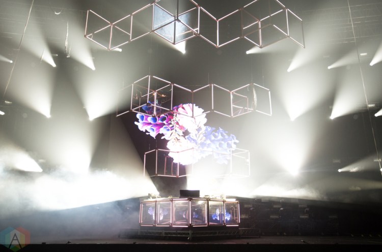 Flume performs at the Contact Winter Music Festival at BC Place in Vancouver on December 26, 2016. (Photo: Isaac Wray/Aesthetic Magazine)