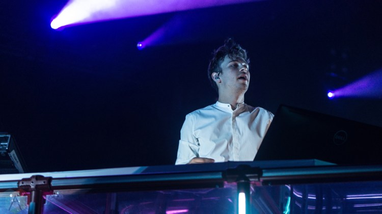 Flume performs at Reaction NYE at the Donald E. Stephenson Convention Center in Rosemont, IL on December 30, 2016. (Photo: Taylor Ohryn/Aesthetic Magazine)