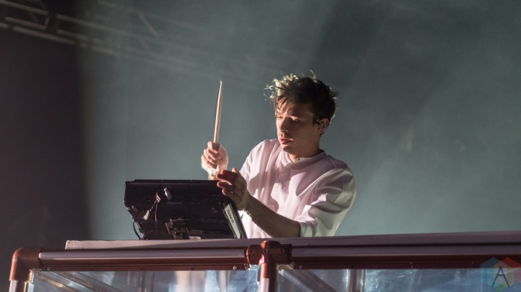 Flume performs at Reaction NYE at the Donald E. Stephenson Convention Center in Rosemont, IL on December 30, 2016. (Photo: Taylor Ohryn/Aesthetic Magazine)