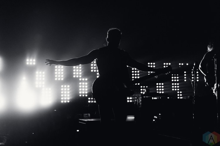 Kip Moore performs at the Fillmore in Detroit on December 8, 2016. (Photo: Jennifer Boris/Aesthetic Magazine)