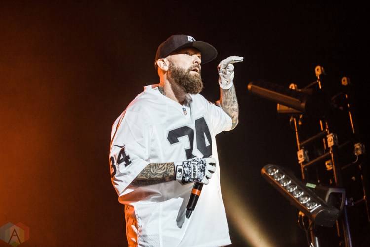 Limp Bizkit performs at Manchester Arena in Manchester, UK on December 12, 2016. (Photo: Priti Shikotra/Aesthetic Magazine)