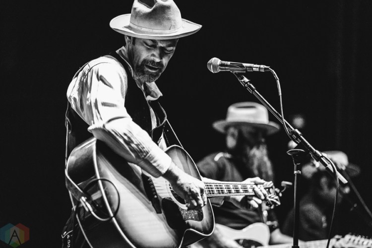 Lucky Tubb performs at the National in Richmond, VA on December 9, 2016. (Photo: Joey Wharton/Aesthetic Magazine)