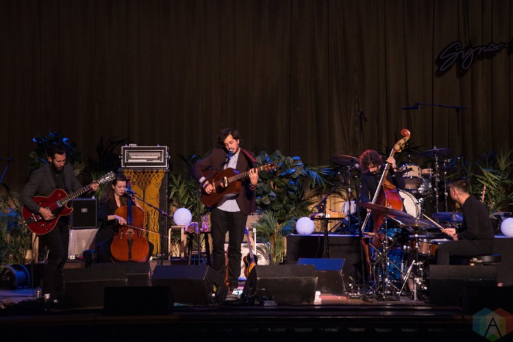 Matt Holubowski performs at Massey Hall in Toronto on November 30, 2016. (Photo: Morgan Hotston/Aesthetic Magazine)
