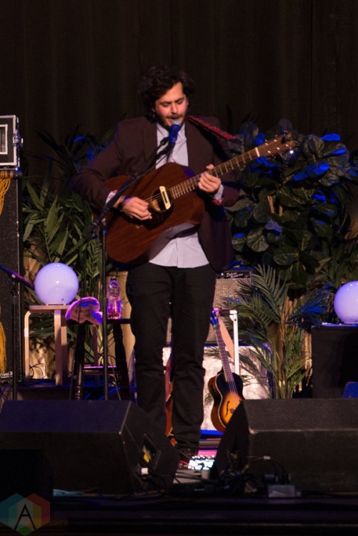 Matt Holubowski performs at Massey Hall in Toronto on November 30, 2016. (Photo: Morgan Hotston/Aesthetic Magazine)