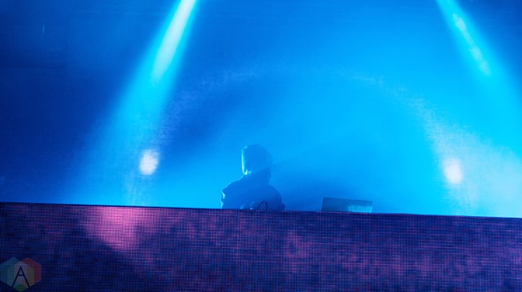 Mr. Carmack performs at Reaction NYE at the Donald E. Stephenson Convention Center in Rosemont, IL on December 30, 2016. (Photo: Taylor Ohryn/Aesthetic Magazine)