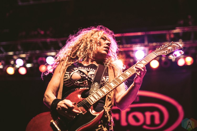 Nashville Pussy performs at the National in Richmond, VA on December 9, 2016. (Photo: Joey Wharton/Aesthetic Magazine)