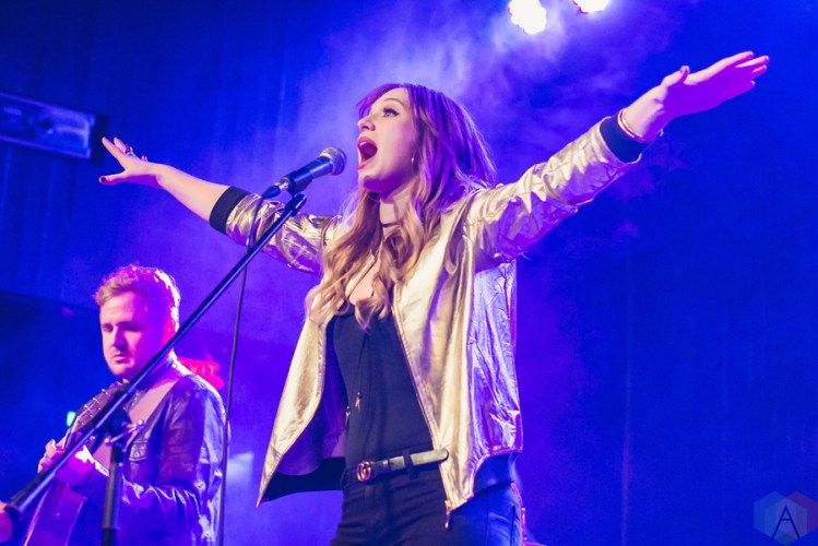 Olivia Lane performs at St. Andrew's Hall in Detroit on December 14, 2016. (Photo: Jennifer Boris/Aesthetic Magazine)