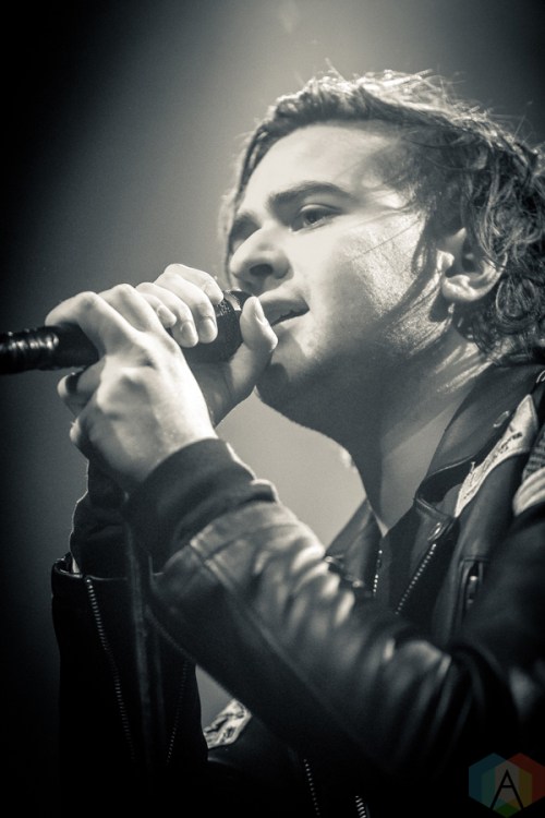 Raw Fabrics performs at the Phoenix Concert Theatre in Toronto on December 17, 2016. (Photo: Brendan Albert/Aesthetic Magazine)