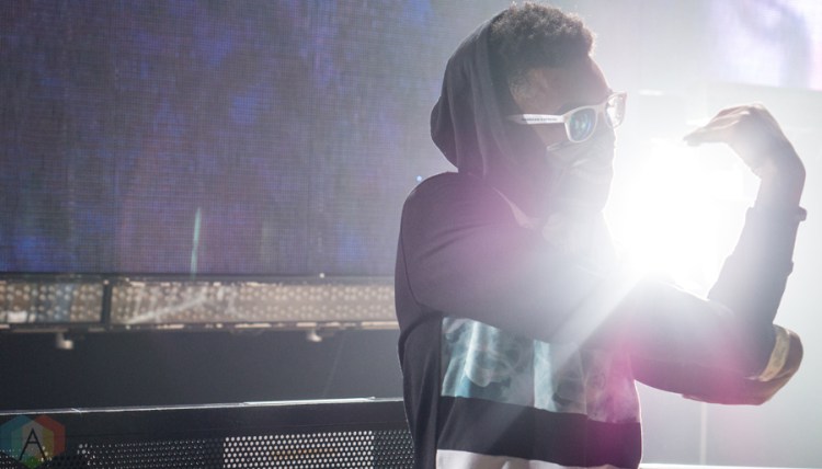 Reaction NYE at the Donald E. Stephenson Convention Center in Rosemont, IL on December 30, 2016. (Photo: Taylor Ohryn/Aesthetic Magazine)